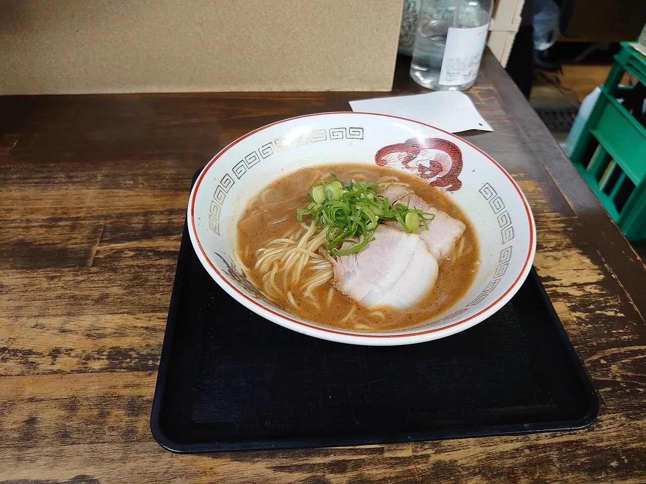 Wakayama chuka soba at Shimashou. An actual chuka-soba bowl at Shimashou in Nagahara, Kishigawa-cho, Kinokawa, Wakayama, photographed in May 2024.